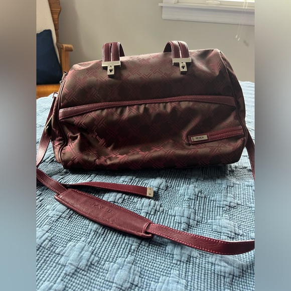 Tumi Laptop/Carry on Bag - Picture 2 of 8